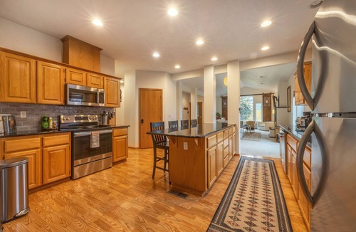 Parkdale House | Slope View - Parkdale Perfection, Views For Miles, Gorgeous!
