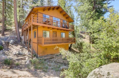 Arrowbear Lake House | ‘Snow Valley Hideaway’ Arrowbear Lake Retreat