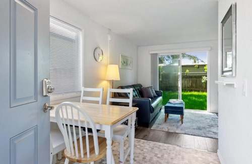 Market District Apartment | Snug Spot 70 - Close to Downtown & Autzen studio