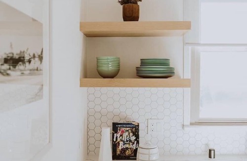 Olde Solana Beach Apartment | Solana Artistic, Renovated and Private Beach Loft