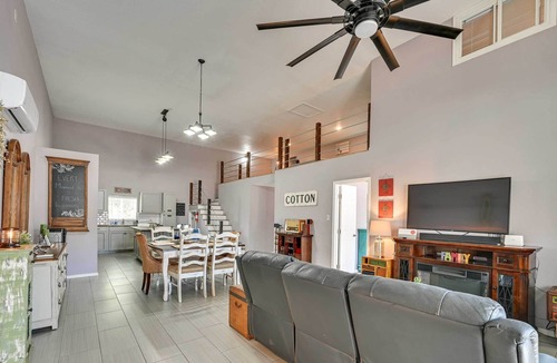Somerton House | Somerton Home with Fireplaces - Near Casino!