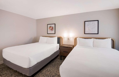 Vancouver Hotel | Sonesta ES Suites Portland Vancouver 41st Street