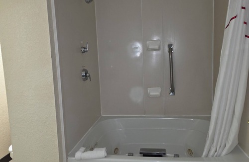 Ames Hotel | Sonesta Essential Ames