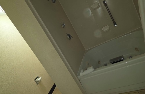 Ames Hotel | Sonesta Essential Ames
