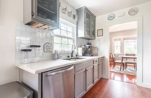 South Park House | South Park Retreat-Kid and Pet friendly!