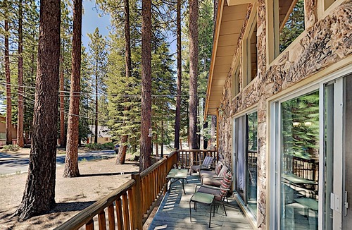 Pioneer Trail Cabin | South Tahoe Cabin Near National Forest Hiking, Heavenly Skiing & Beaches!