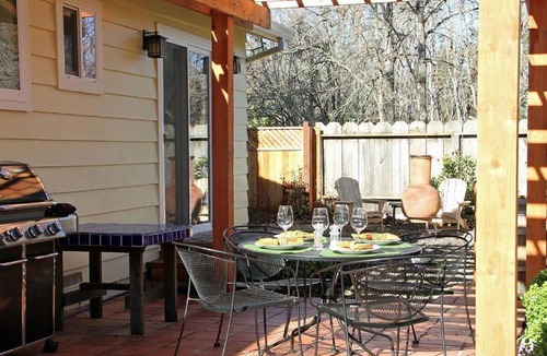 Kenwood Apartment | Spa, Bocce, BBQ Kitchen, Wineries