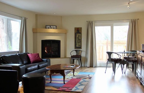 Kenwood Apartment | Spa, Bocce, BBQ Kitchen, Wineries