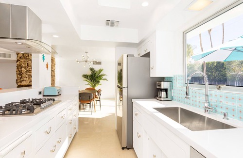 Twin Palms House | Space Age Atomic House – 1 of 1 Cary Bigman Design in Twin Palms/Private Pool