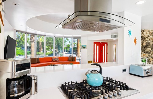 Twin Palms House | Space Age Atomic House – 1 of 1 Cary Bigman Design in Twin Palms/Private Pool