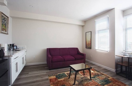 Bankers Hill Apartment | Spacious 1 Bedroom Apartment in Balboa Park