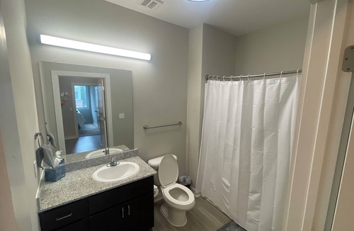Kayton - Frazier Area Apartment | Spacious 4 Bed/4 Bath Apt in Savannah's Historic District