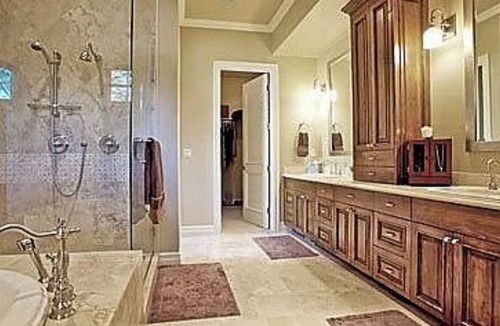 Mercer Island House | Spacious 4-bedroom house in beautiful Mercer Island with AC