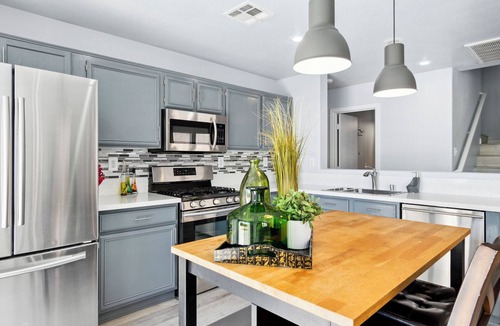 Enterprise House | Spacious 4-bedroom house in Las Vegas minutes away from South Point!