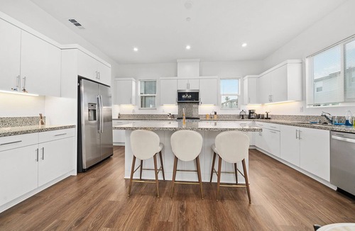 Garden Grove House | Spacious 4-bedroom house in delightful Garden Grove with AC, WiFi