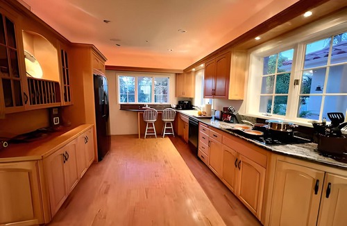 Bonsall House | Spacious 8-bedroom estate in San Diego wine country