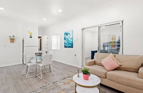 Westmont House | Spacious Bright Home Fully Equipped