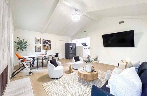 Rowland Heights House | Spacious Getaway Between LA And OC 4 Bedrooms & Free Parking