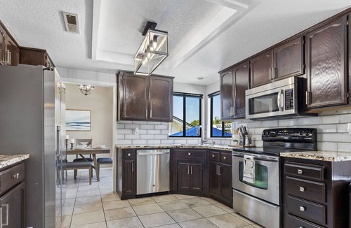 Turlock House | Spacious Home w/Pool Near Campus