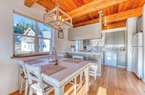 Netarts House | Spacious Homey Dog Friendly House with Fireplace and Beach and Ocean Views