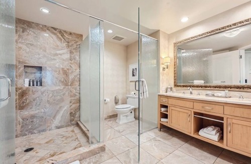Las Vegas Hotel | Spacious hotel suite in marvelous Las Vegas with no resort fee, free coffee/WiFi