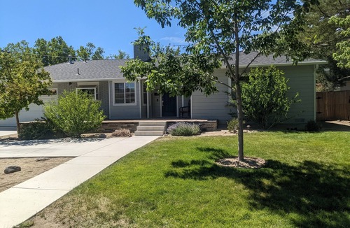 Reno House | Spacious house with great outdoor space- Close to everything!