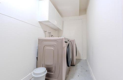 Green Valley North Villa | Spacious Lux Estate l 8 mins to Strip