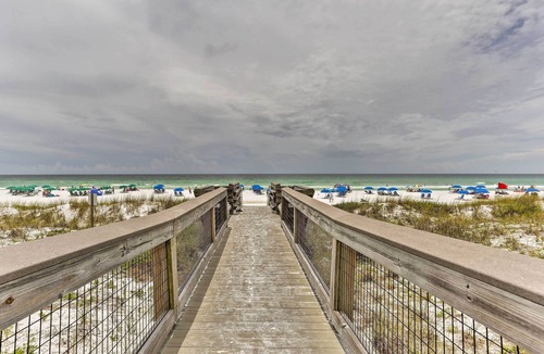 Miramar Beach Cottage | Spacious Miramar Beach Cottage w/Beach Access!
