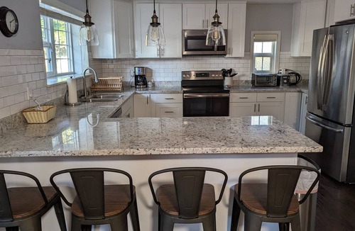 Kenmore House | Spacious Private Home with a Great Kitchen and Deck near Seattle