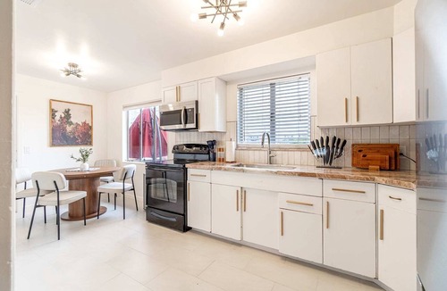 Old Southwest House | Spacious Reno Home with Hot Tub, Foosball & Outdoor Dining