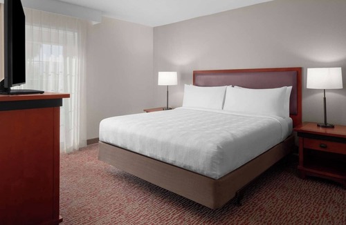 Downtown Hotel | Spacious Suite w/Kitchen and Separate Living, Dining Area - Central Location