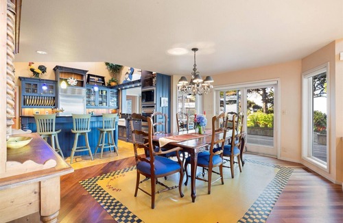 Seal Rock House | Spindrift at Seal Rock *Secluded Estate*