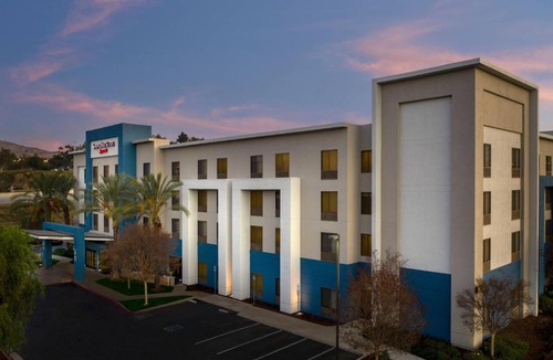Corona Hotel | SpringHill Suites by Marriott Corona Riverside