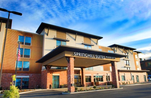 Southern Crossing Hotel | SpringHill Suites by Marriott Bend
