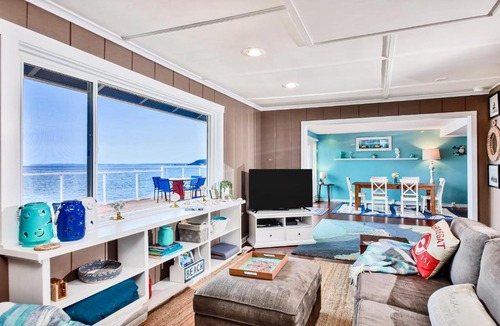 Freeland House | Spyglass Beach House