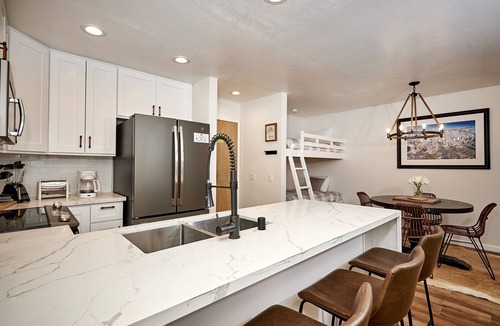 Mammoth Lakes Condo | St Anton Condos #75 (1-Bedroom) with Pool by RedAwning