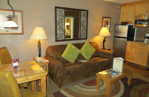 Lakeside Park Hotel | Stardust Lodge