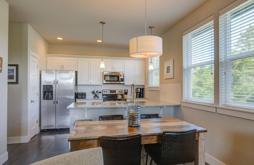 Ocean Shores House | Starfish Cottage - Oyhut Bay Seaside Resort
