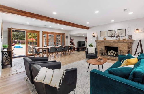 Larkfield-Wikiup House | Station House