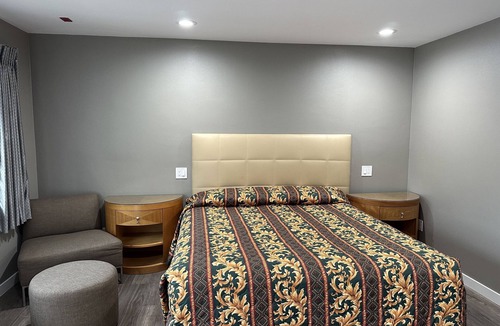 Harbor Hotel | Stay Inn Motel