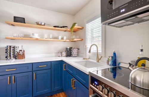 Brooklyn Apartment | Stay Portland - Brooklyn 1 Bedroom Stylish Suite