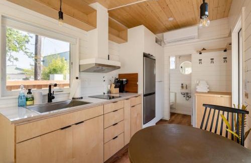 Alberta Arts District House | Stay Portland - Mesa Tiny House Oasis on Alberta