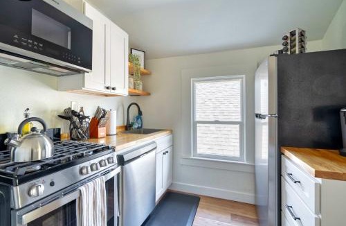Uptown House | Stay Portland - Renovated Historic Nob Hill Beauty - 94 WalkScore