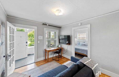 Coos Bay Apartment | #StayinMyDistrict Heritage By The Bay