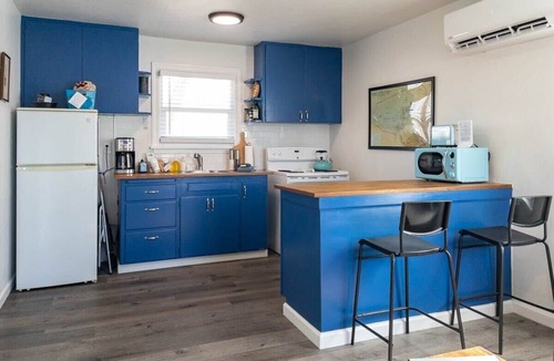 College Place House | #StayinMyDistrict Walla Walla Cozy Wine Escape