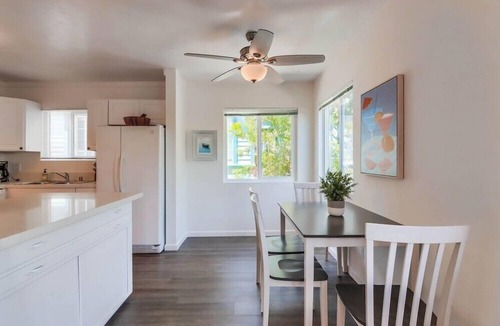 South Mission Beach Condo | Steps to Ocean ☆ Convenient Ground Level ☆ Outdoor Patio