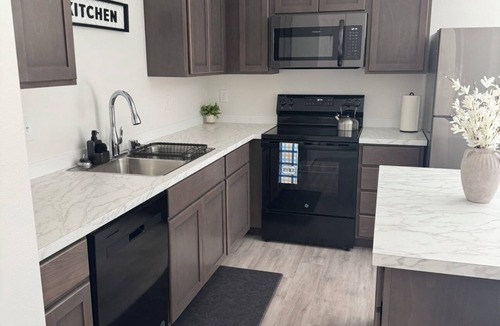 Umatilla House | Stockton Townhouse 2BR Near Columbia River