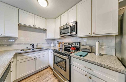 West End House | Storybook Tacoma Cottage Escape
