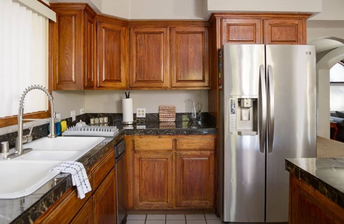 Rainbow Park Villa | Stunning and Spacious in Vegas, Private Pool