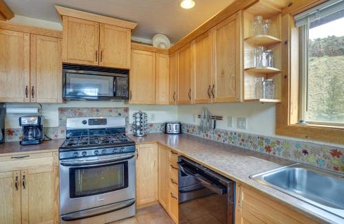 Kimberly House | Stunning Hilltop Home by John Day Fossil Beds